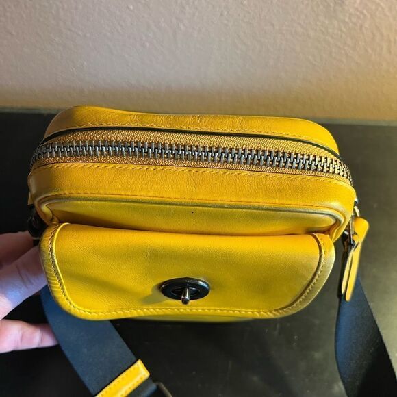 Coach heritage yellow crossbody bag - Picture 7 of 13